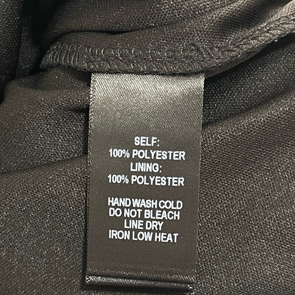 Lulu’s Flower Embroidered Sequin Dress Size Small Black and yellow . - Picture 9 of 11